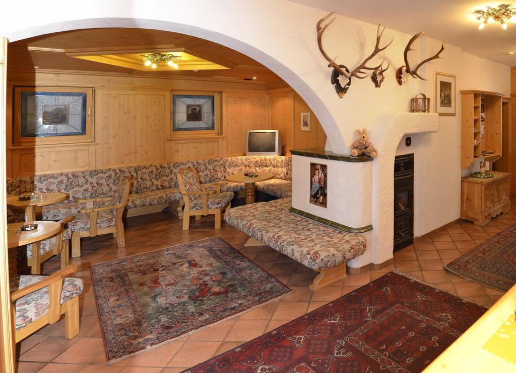 Hotel Garni Alpenblick Ischgl Ngoại thất bức ảnh