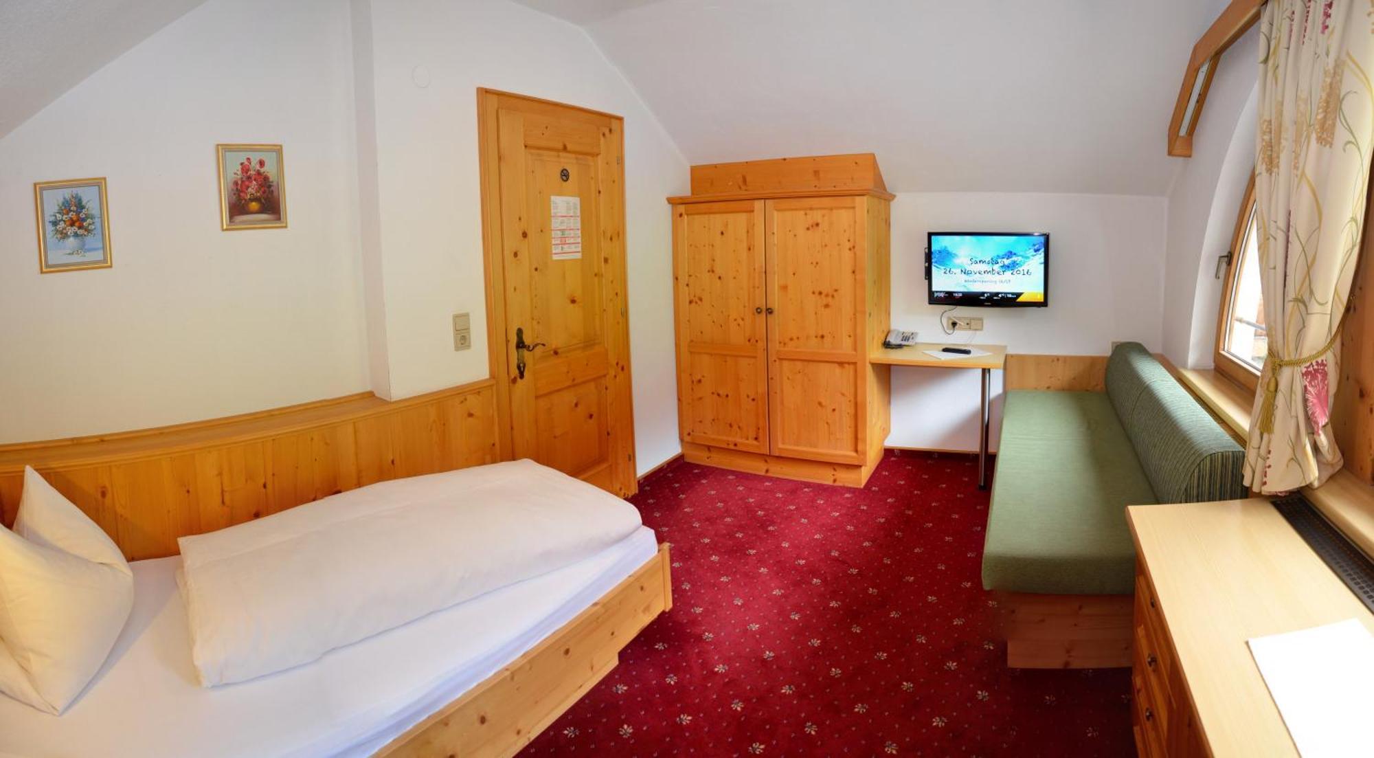 Hotel Garni Alpenblick Ischgl Ngoại thất bức ảnh