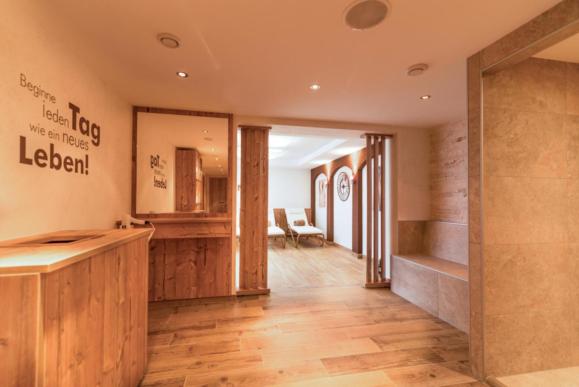 Hotel Garni Alpenblick Ischgl Ngoại thất bức ảnh
